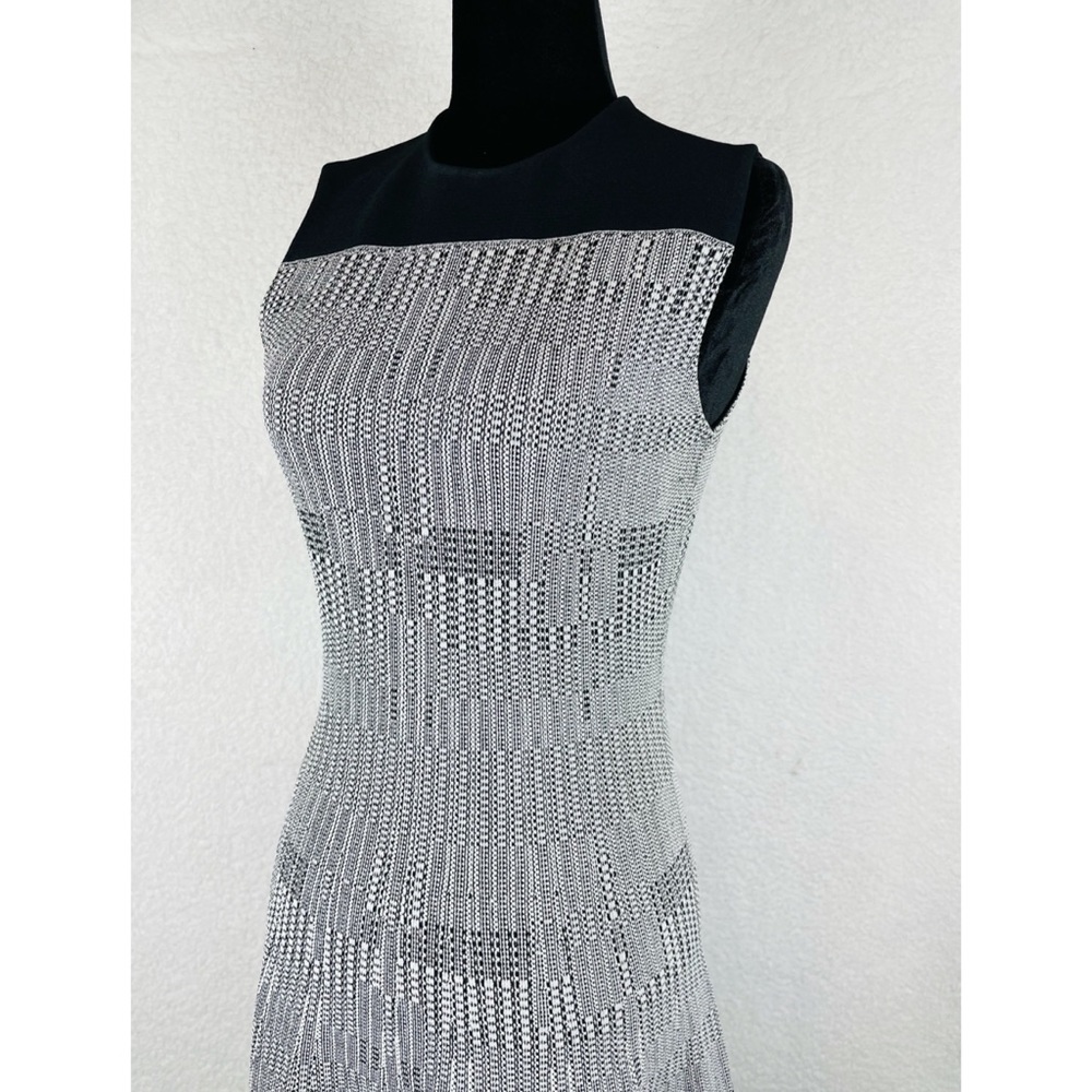 NARCISO RODRIGUEZ • Sleeveless Geometric Tweed Dress, 6 - Picture 7 of 16